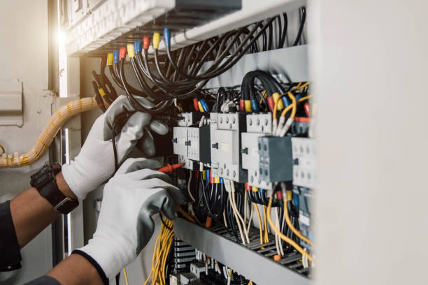 Best Licensed Electrician  in Le Grand, CA